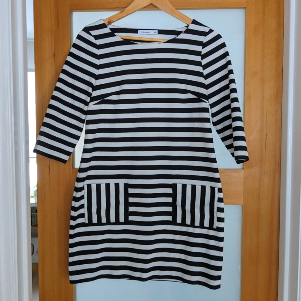 Reitmans black and white striped dress
